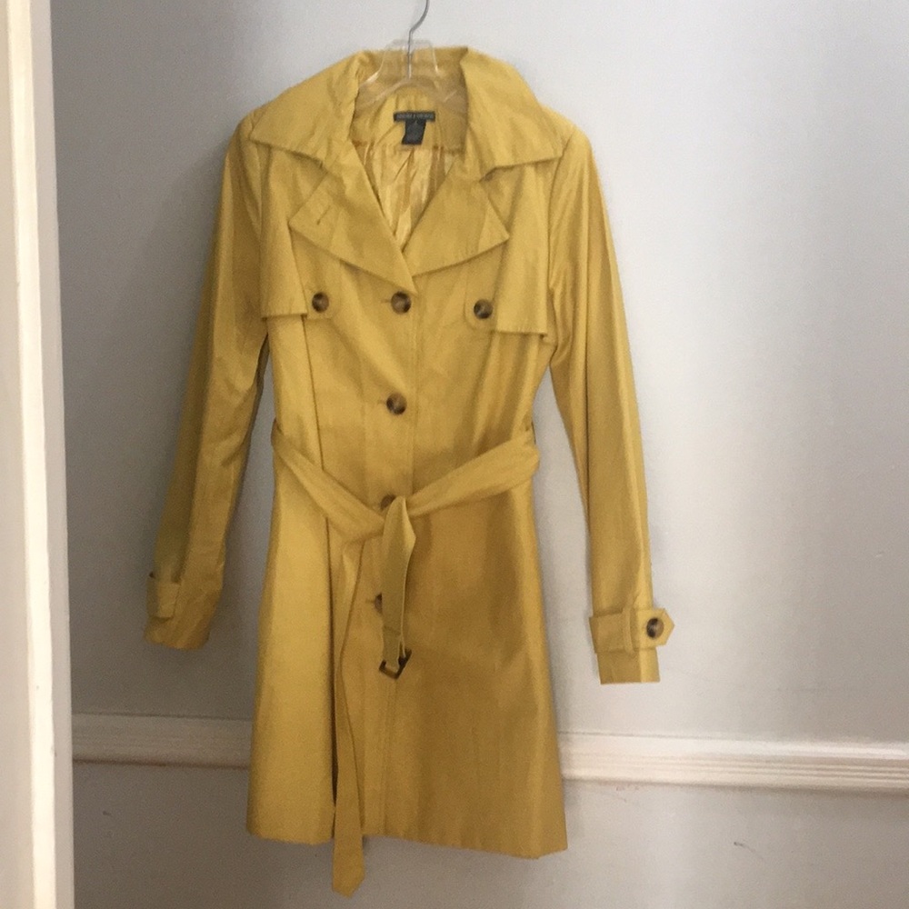 Chelsea & Theodore Pleated Trench Coat Size S